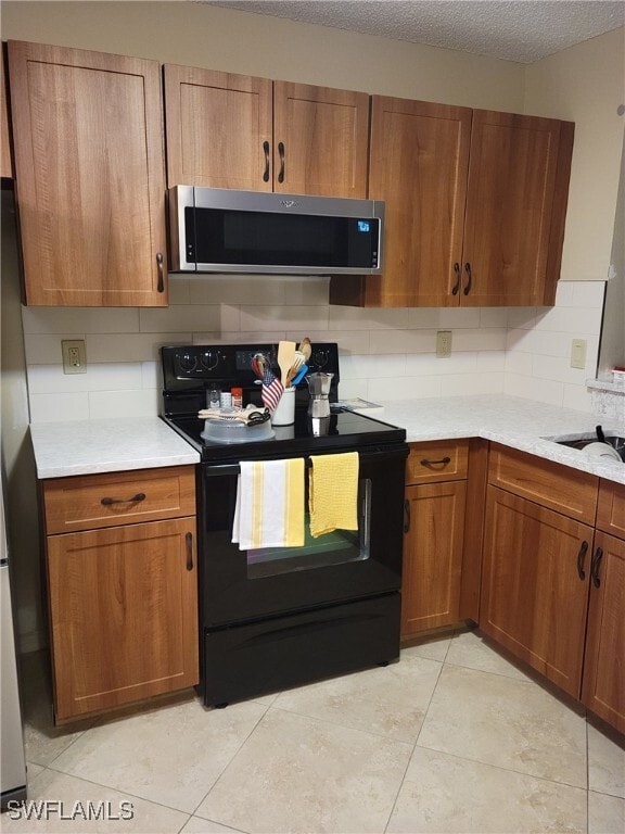 property at 613 Squire Cir