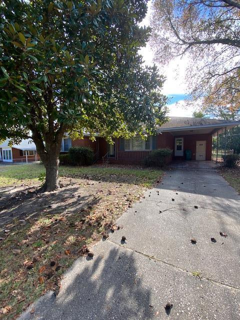 property at 5438 Meadow Dr