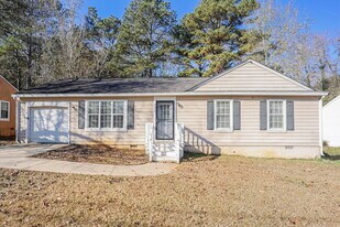 6269 Valdez Dr in Rex, GA - Building Photo