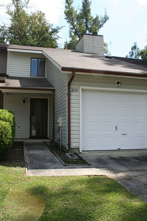 20 S Onsville Pl in Jacksonville, NC - Building Photo