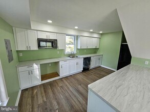 218 Arthur Ave in Chesilhurst, NJ - Building Photo - Building Photo