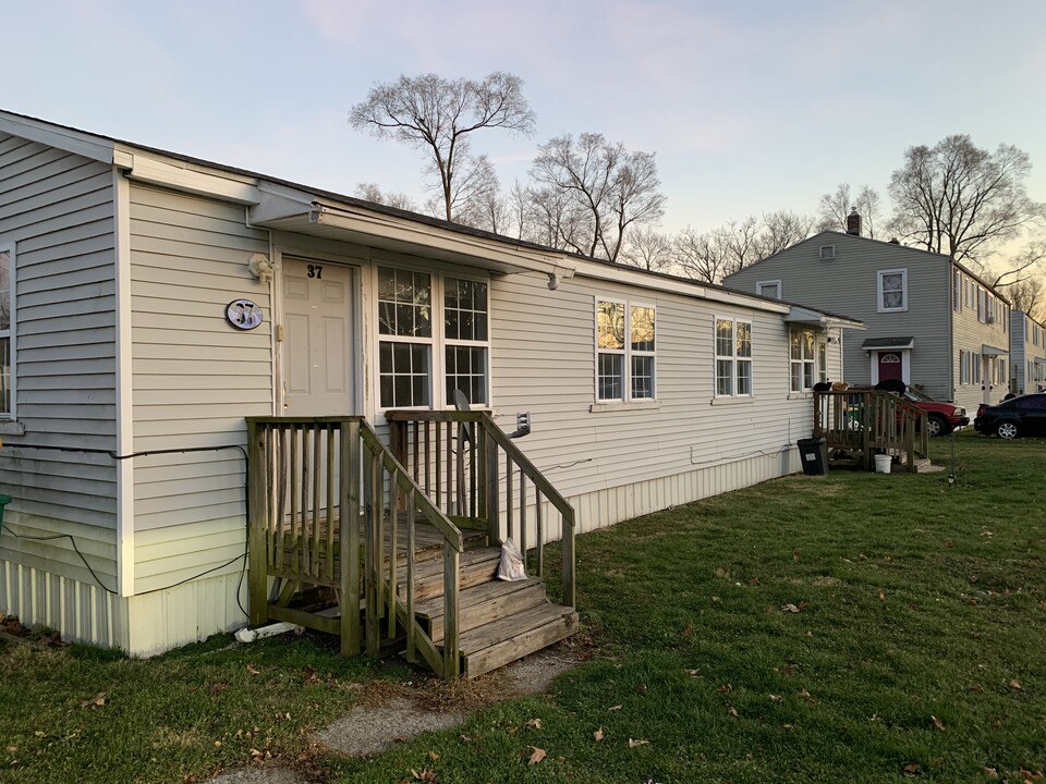 39-39 S 24th St in Battle Creek, MI - Building Photo