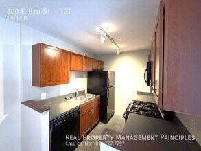 600 E 8th St in Kansas City, MO - Building Photo - Building Photo