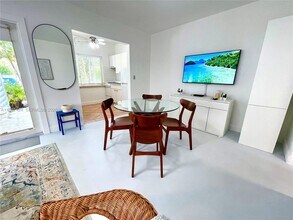 8036 Harding Ave in Miami Beach, FL - Building Photo - Building Photo