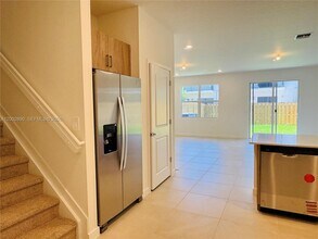 178 NE 14th St in Homestead, FL - Building Photo - Building Photo