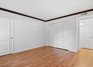 7834 Broadway in San Antonio, TX - Building Photo - Building Photo