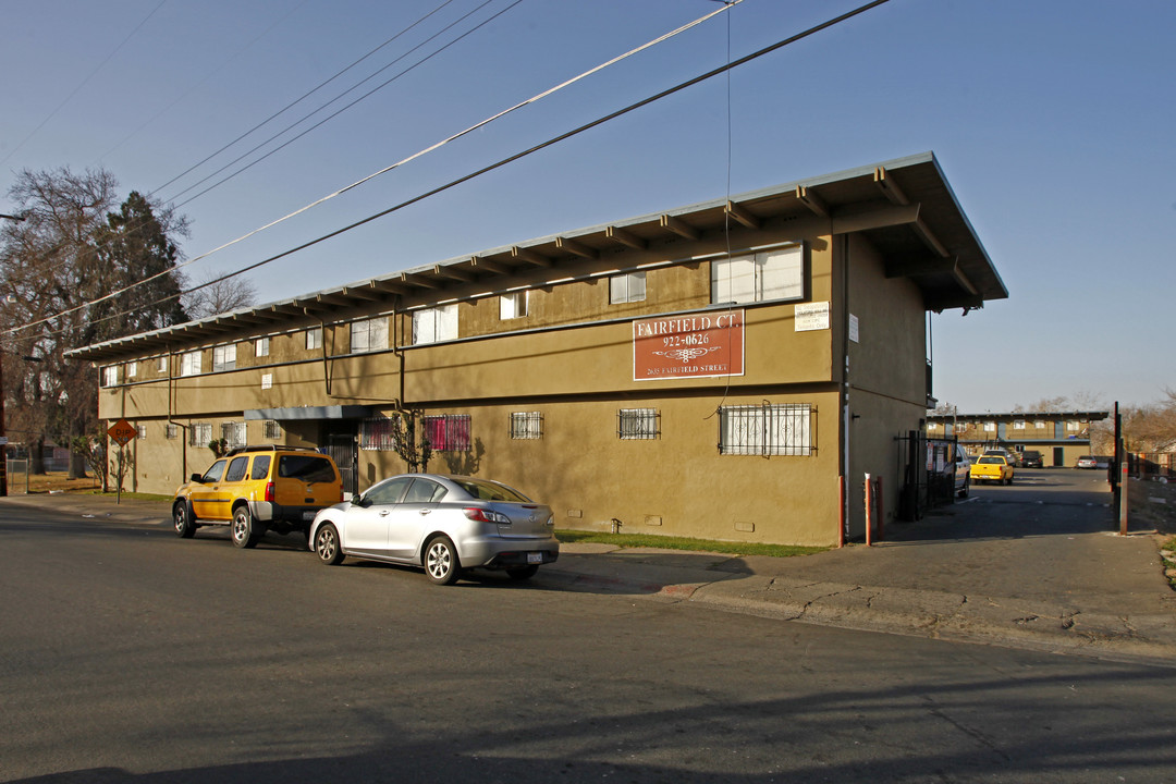 Fairfield Street Apartments in Sacramento, CA - Foto de edificio