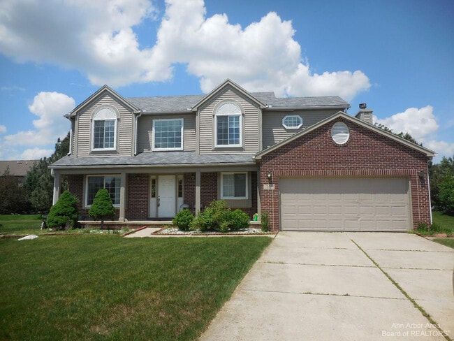 property at 251 Cloverleaf Ct