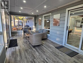 375 Santas Village Rd in Bracebridge, ON - Building Photo - Building Photo