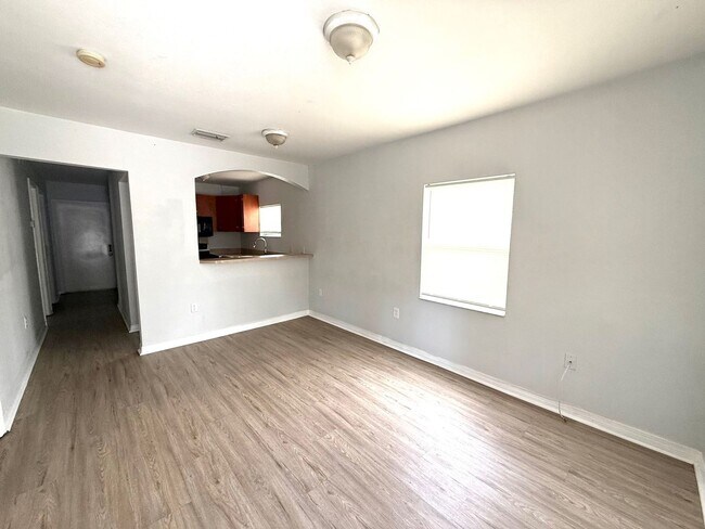 312 10th Ave Dr W in Bradenton, FL - Building Photo - Building Photo