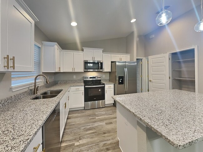 13 Locust Loop in Ocala, FL - Foto de edificio - Building Photo