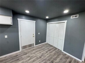 70 N Hunter St in Farmington, AR - Building Photo - Building Photo