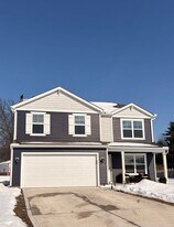 382 Trinity Wy E in Newark, OH - Building Photo