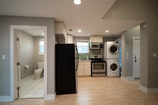 711 Graham Pl in Austin, TX - Building Photo