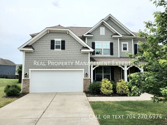 property at 385 Winding Oaks Ln SE