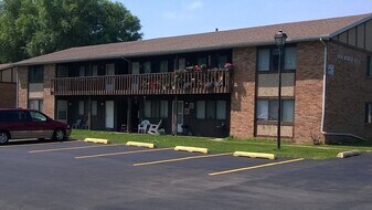 1908 Muren Blvd in Belleville, IL - Building Photo