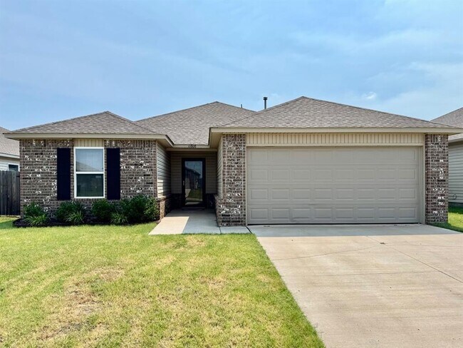11808 Jude Way in Yukon, OK - Building Photo - Building Photo