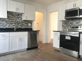 6 Endicott Ave, Unit 2A in Somerville, MA - Building Photo
