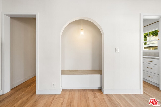 614 Romulo St in Los Angeles, CA - Building Photo - Building Photo