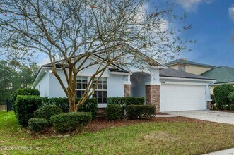 4667 Pine Lake Dr in Middleburg, FL - Building Photo - Building Photo