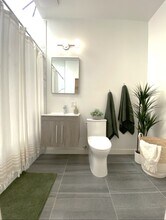 329 Moffat Rue in Verdun, QC - Building Photo - Building Photo