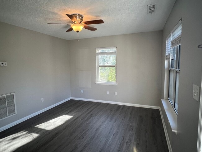 715 Ellington St in Raleigh, NC - Building Photo - Building Photo