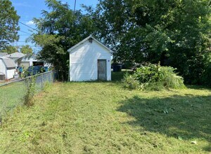 115 N Cherry St in Centralia, IL - Building Photo - Building Photo