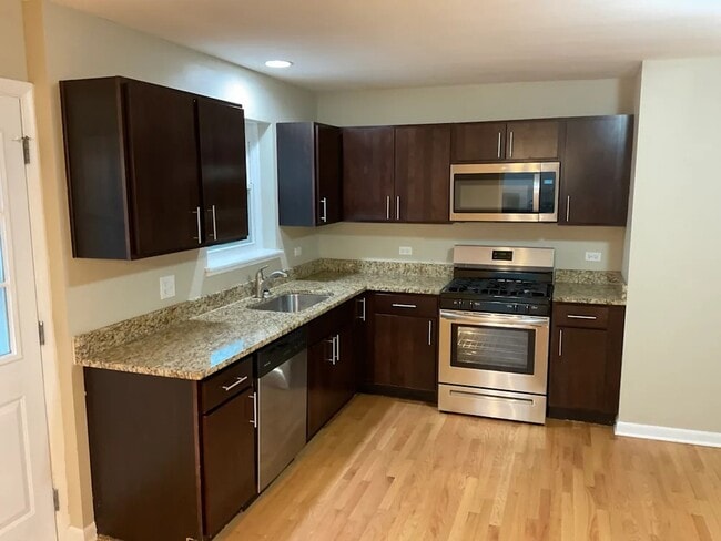 429 Lotus Ln in Glenview, IL - Building Photo - Building Photo