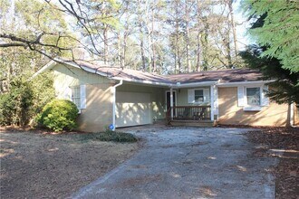 3279 Campbell Rd SE in Smyrna, GA - Building Photo - Building Photo