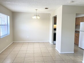 976 Dr Martin Luther King Jr Ave in Crystal River, FL - Building Photo - Building Photo