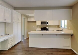 112 Placid Ave in Glendale Heights, IL - Building Photo - Building Photo