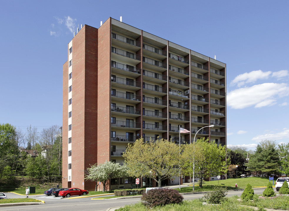 West View Towers in Pittsburgh, PA - Building Photo