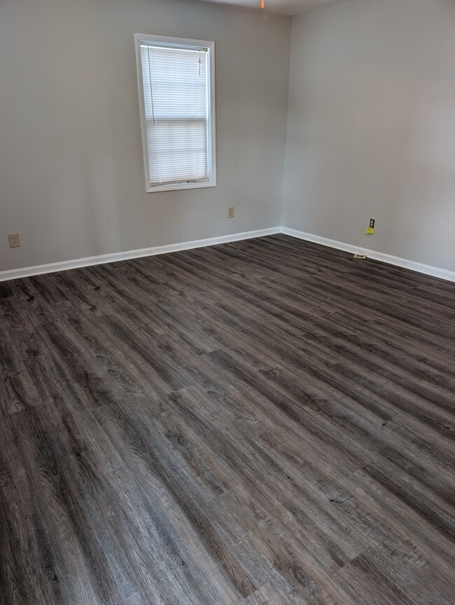 2110 Shamrock Dr E in Wilson, NC - Building Photo - Building Photo