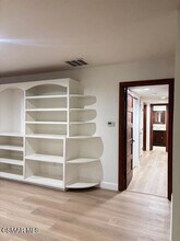 161 Teasdale St in Thousand Oaks, CA - Building Photo - Building Photo