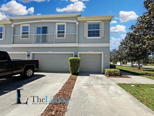 803 Ashentree Dr in Plant City, FL - Foto de edificio - Building Photo