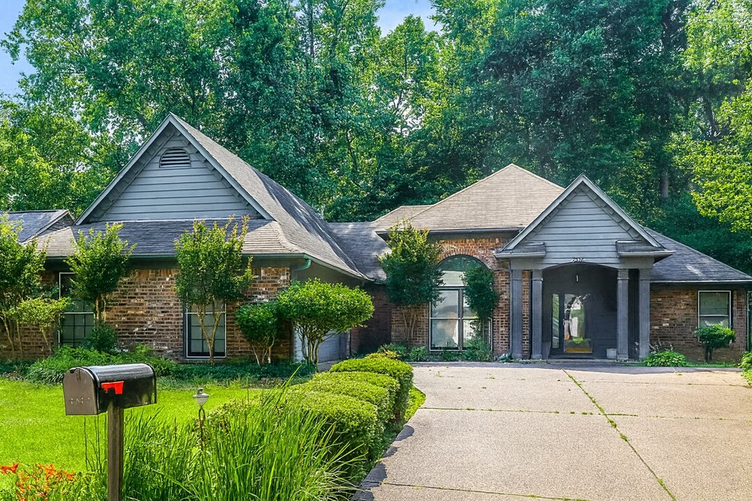 2637 Twisted Oak Cove S in Memphis, TN - Building Photo