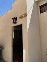 2848 Buckingham Rd, Unit 2848 7/8 in Los Angeles, CA - Building Photo