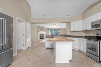 1484 Longbranch Dr in Gonzalez, FL - Building Photo - Building Photo