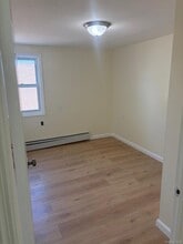 162-01 85th Ave in Queens, NY - Building Photo - Building Photo