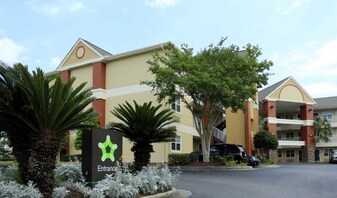 Furnished Studio - Mobile