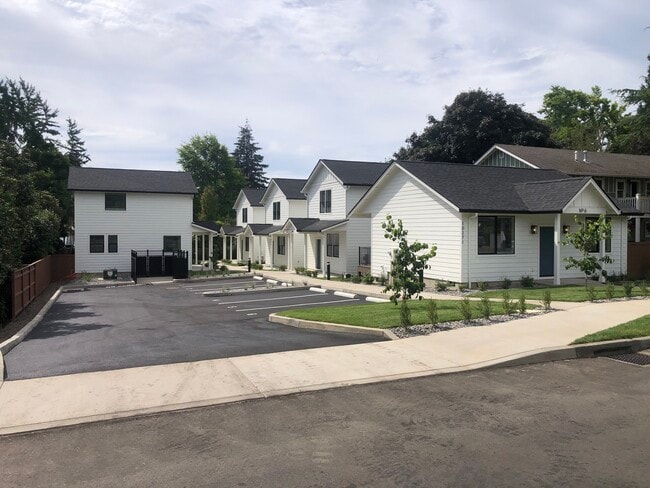 property at 10271 SE 40th Ave