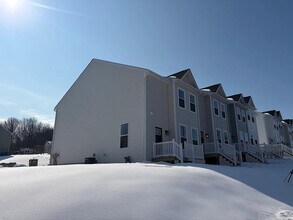 101 Abramo Victor Dr in Downingtown, PA - Building Photo - Building Photo