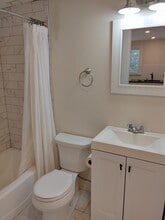 75 Lincoln St in Waltham, MA - Foto de edificio - Building Photo