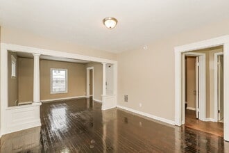 3870 W 19th St in Cleveland, OH - Building Photo - Building Photo