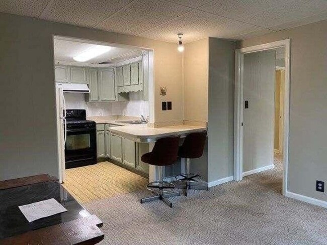 property at 2072 E Roxboro Rd NE