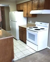 17600 E Loyola Dr in Aurora, CO - Building Photo - Building Photo