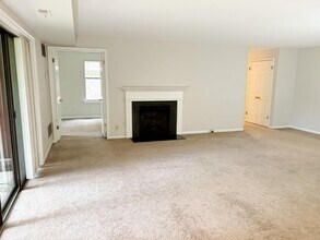 805 Mountainview Dr in Chesterbrook, PA - Building Photo - Building Photo