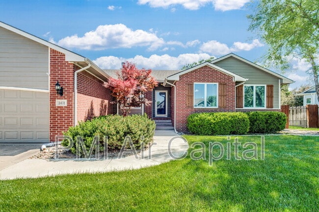 property at 2431 E Eastridge St