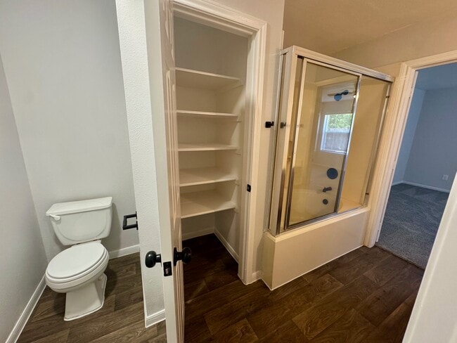 property at 141 Green Isle Ave