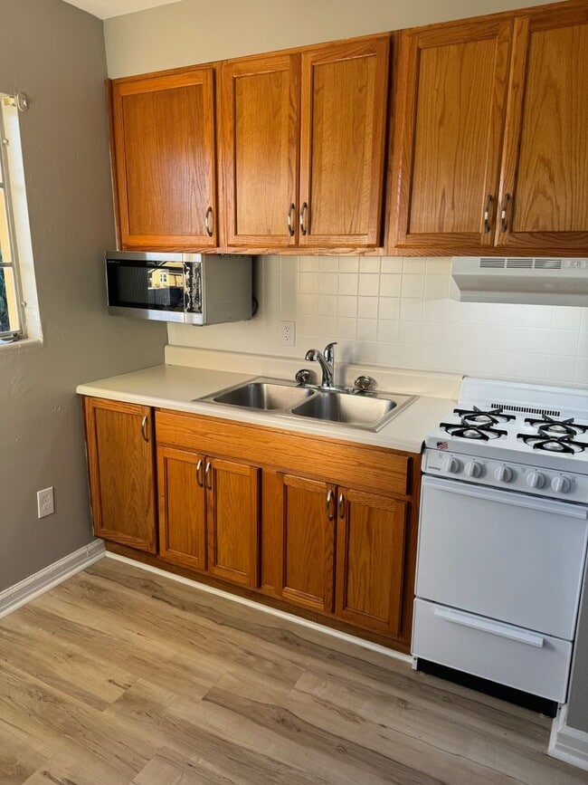 property at 204 E 10th St